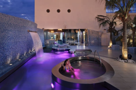 Disfrutando en pareja de un regalo spa de lujo en Valencia