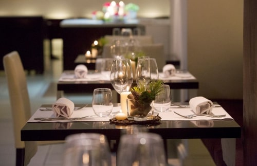 Mesa para dos para degustar un menú después del Spa