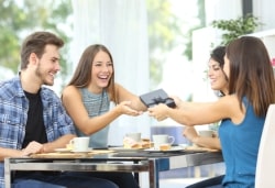 Regalar un spa en Valencia y crear un regalo único.